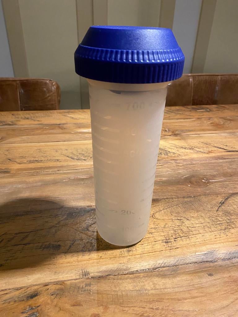 Tupperware shaker, Huis en Inrichting, Keuken | Tupperware, Ophalen of Verzenden, Blauw, Overige typen