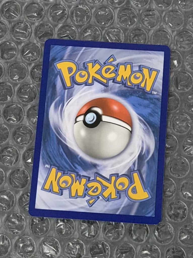 Reverse Giovanni's Exile 57/68 Sun & Moon Hidden Fates, Ophalen of Verzenden, Zo goed als nieuw, Losse kaart, Foil