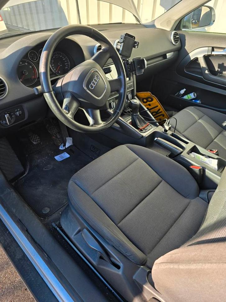 Schade auto  Audi A3 1.4 Tfsi 92KW 3DR 2009 Grijs, Auto's, Audi, Particulier, A3, Benzine, A, Hatchback, Handgeschakeld, Origineel Nederlands