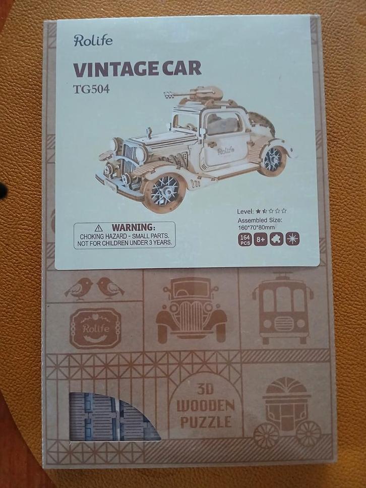 Prachtige houten vintage auto model van rolife, model tg504., Hobby en Vrije tijd, Modelbouw | Auto's en Voertuigen, Ophalen