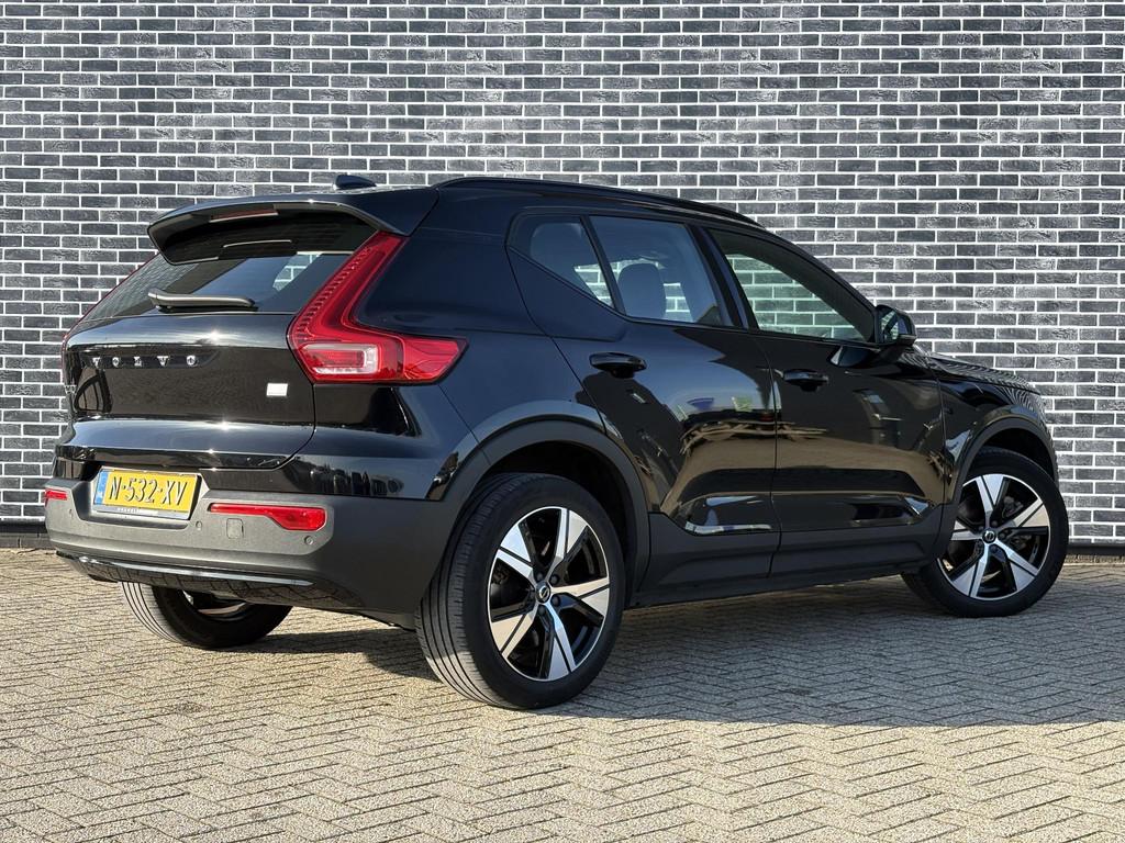 Volvo XC40 Recharge P8 AWD 78 kWh R-Design | Adaptieve cruis, Auto's, Volvo, Gebruikt, Adaptive Cruise Control, Zwart, 430 km