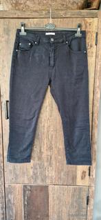 Zwarte 7/8 broek

Place du jour, Kleding | Dames, Spijkerbroeken en Jeans, Ophalen of Verzenden, Zo goed als nieuw, Zwart, W30 - W32 (confectie 38/40)