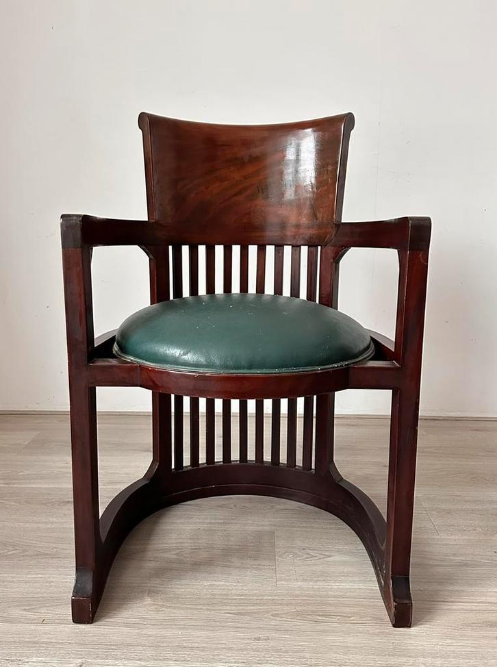 Barrel Chair, Huis en Inrichting, Fauteuils, Gebruikt, 50 tot 75 cm, Ophalen
