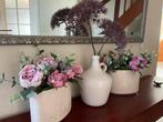 2 mooie potten en vaas met kunstbloemen, Ophalen, Zo goed als nieuw