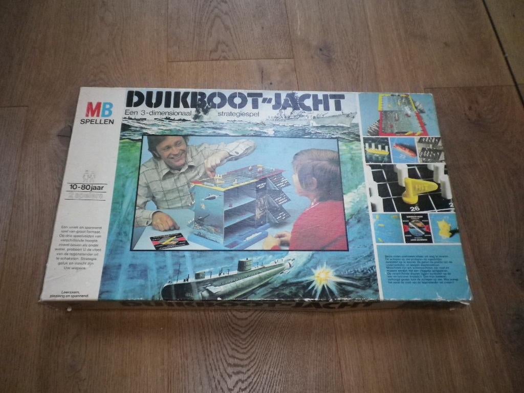 Duikbootjacht heel oud spel van MB, Hobby en Vrije tijd, Ophalen of Verzenden, Gebruikt, MB Spellen