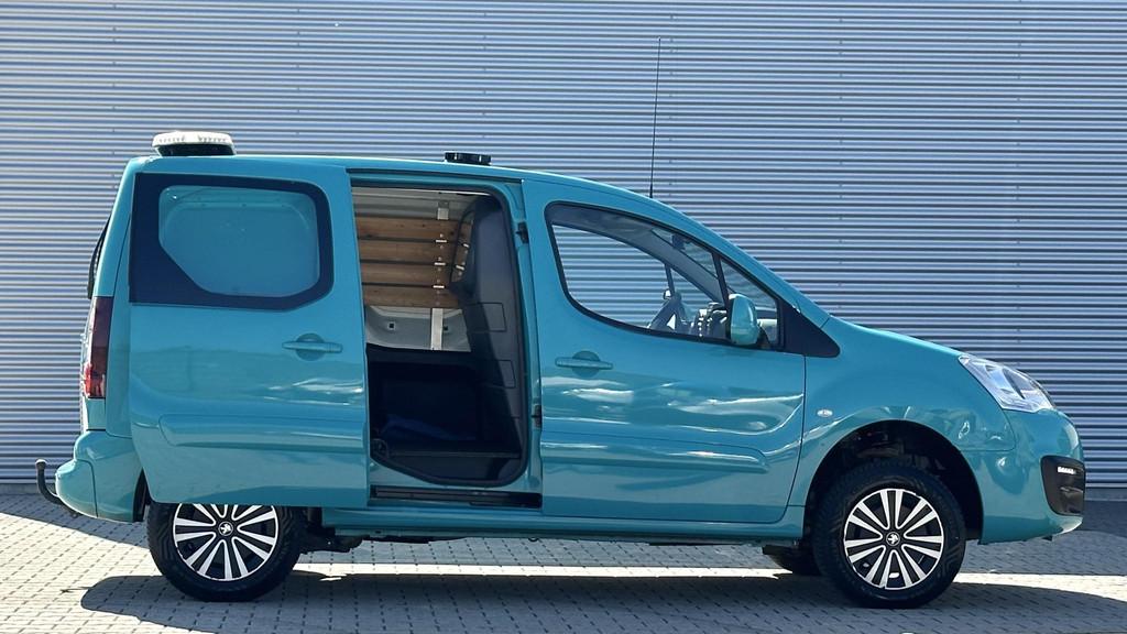 Peugeot Partner 120 1.6 BlueHDi 100 Dangel 4x4, Auto's, Bestelauto's, Voorwielaandrijving, Stof, 4 cilinders, Origineel Nederlands