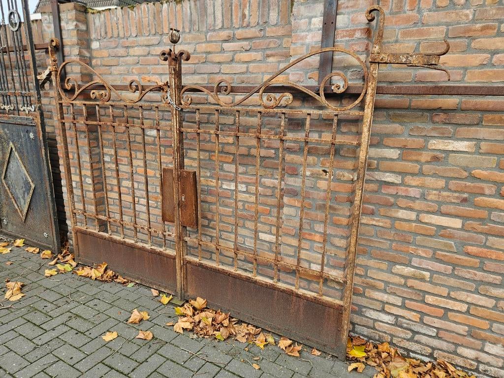 Prachtig zwaar antieke smeedijzeren dubbele poort / hekwerk, Ophalen, IJzer, Sierhekwerk