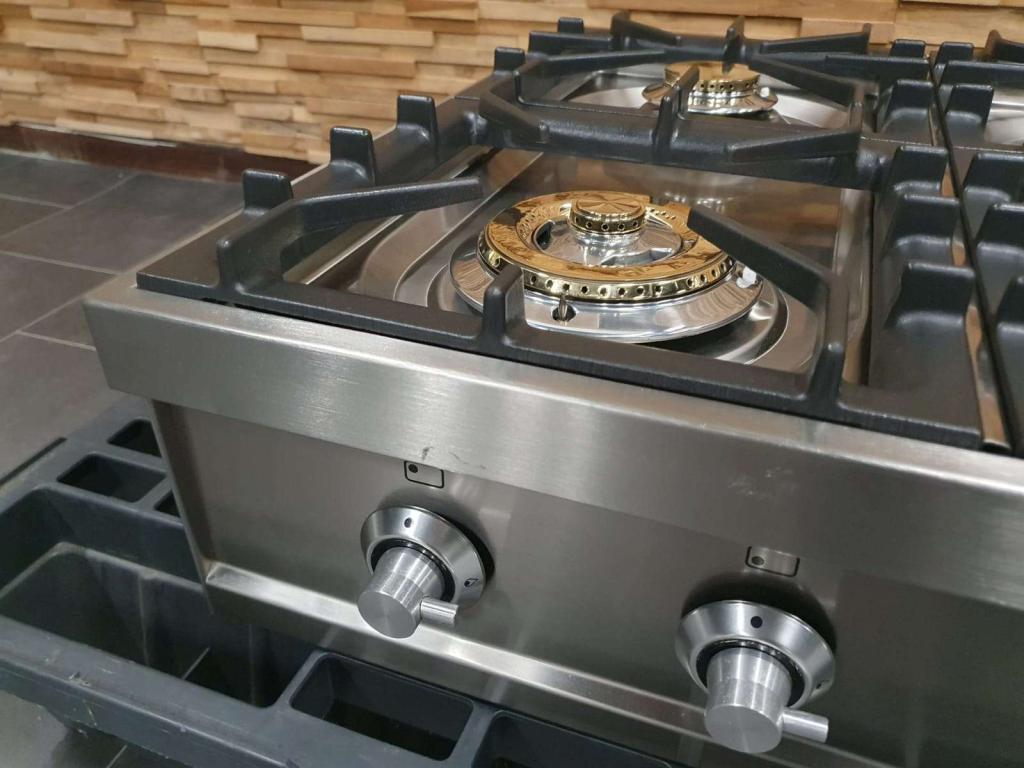 🔥Luxe inbouw / opbouw Boretti kookplaat 90cm RVS 6 pitten, Witgoed en Apparatuur, Kookplaten, Niet ingevuld, Tussenbouw, Niet ingevuld