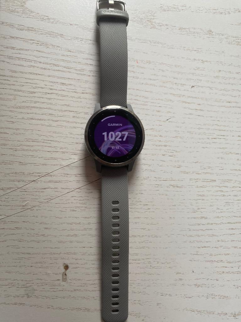 Te Koop: Garmin vivoactive 4s, Ophalen, Zo goed als nieuw