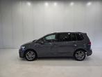 Volkswagen Touran 1.5 TSI Highline Business R 7p |7-persoons, Stof, 4 cilinders, 7 stoelen, Bedrijf