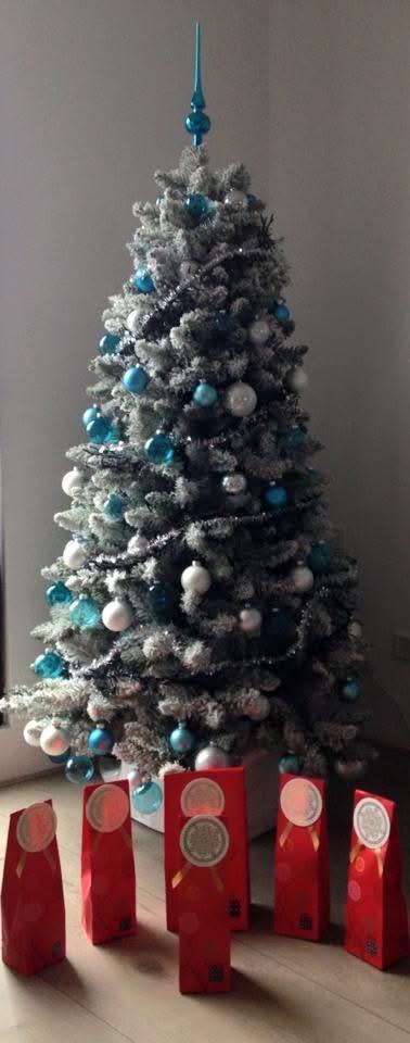 Kunstkerstboom - 1x gebruikt!, Diversen, Ophalen, Zo goed als nieuw