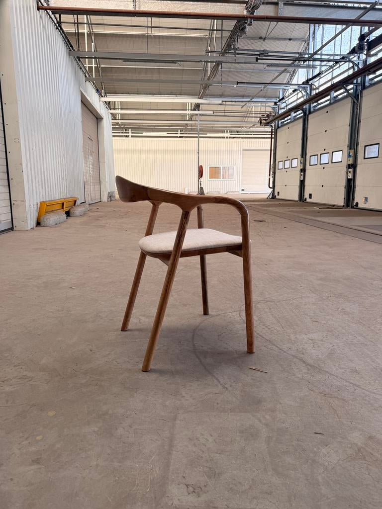 Scandinaviache neva stoel licht eiken massief - 4x, Ophalen of Verzenden, Bruin, Stof, Vier