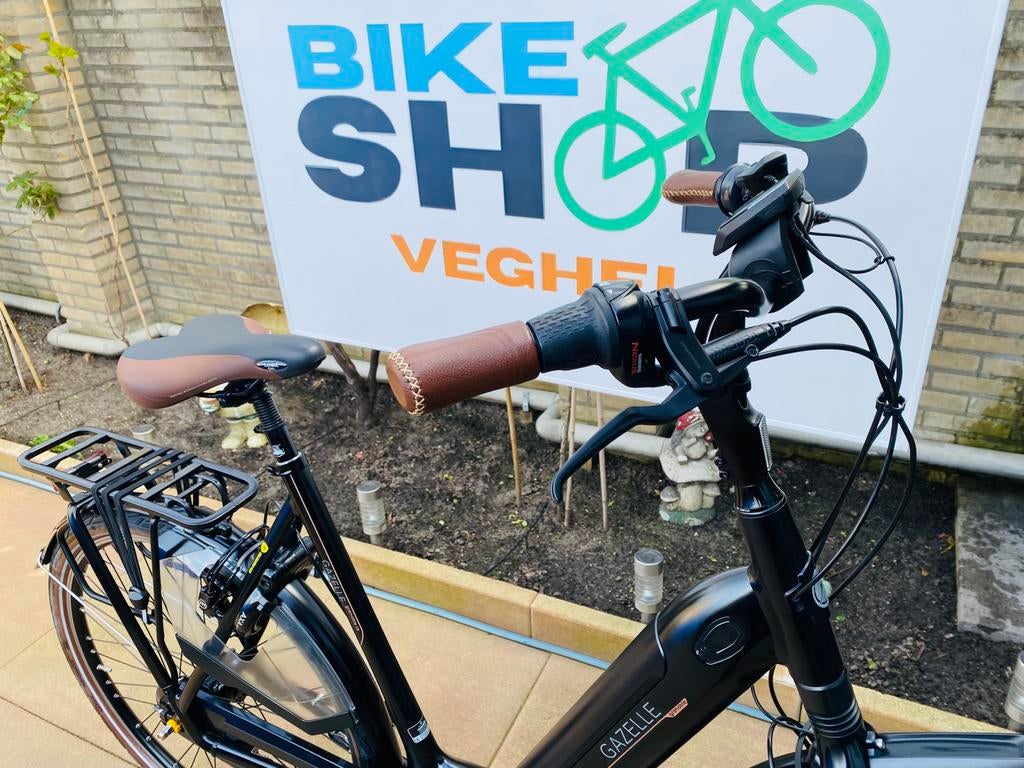 Gazelle Grenoble C8 Bosch Middenmot ActiveLinePlus.D61.Km743, Ophalen of Verzenden, Zo goed als nieuw, 5467kc, 59 cm of meer