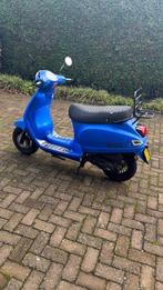 Nette AGM scooter met gebruikerssporen, goed onderhouden, Ophalen of Verzenden, Gebruikt, Overige typen, Overige merken