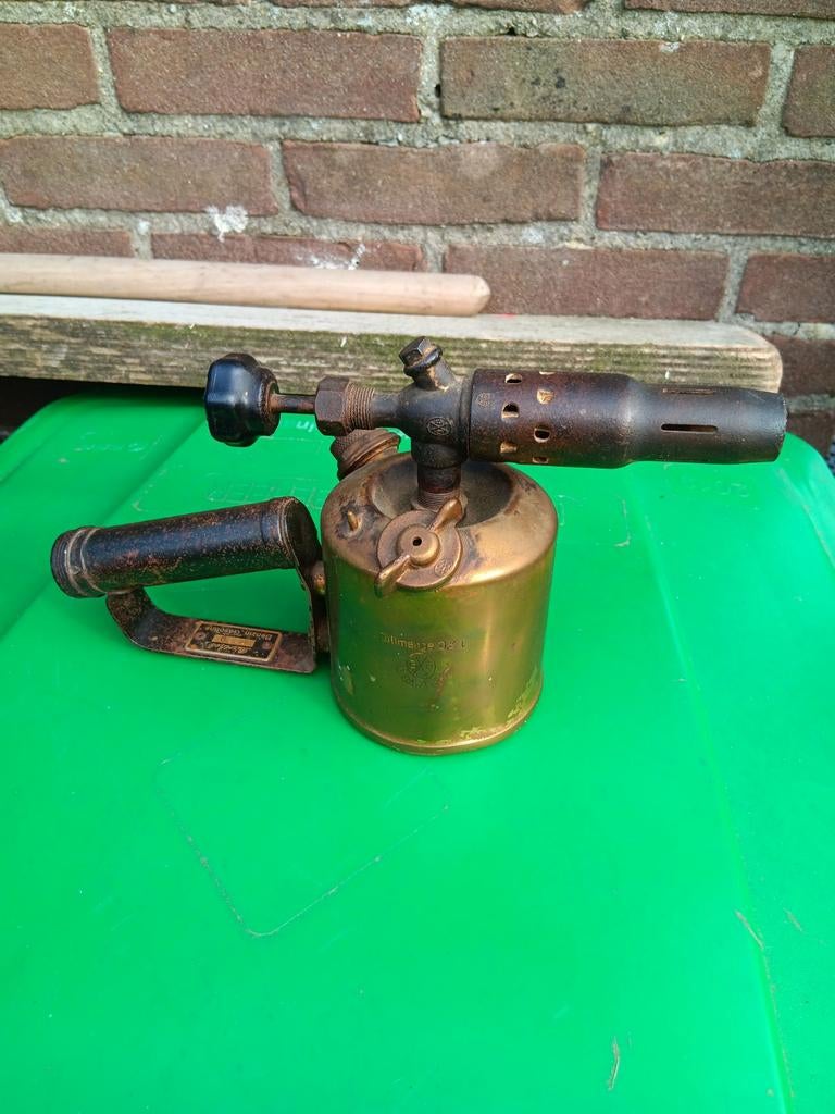 Barthel Brander Gasoline Benzin, Antiek en Kunst, Ophalen of Verzenden