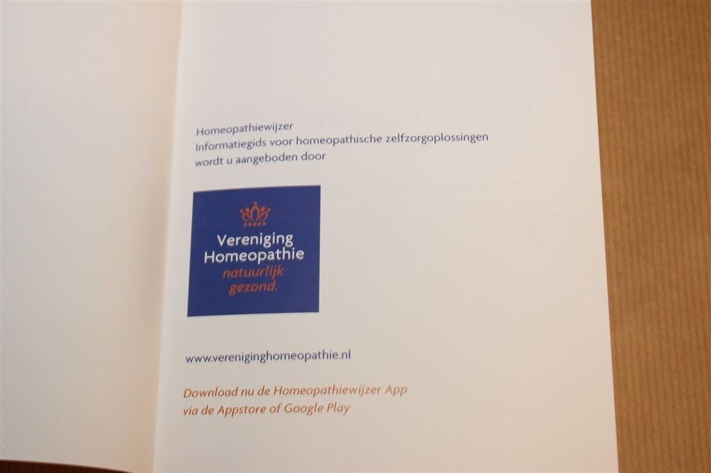 Homeopathiewijzer — Zelfzorg & Remedies Gids 2015, Ophalen of Verzenden, Gelezen, Overige onderwerpen, Achtergrond en Informatie