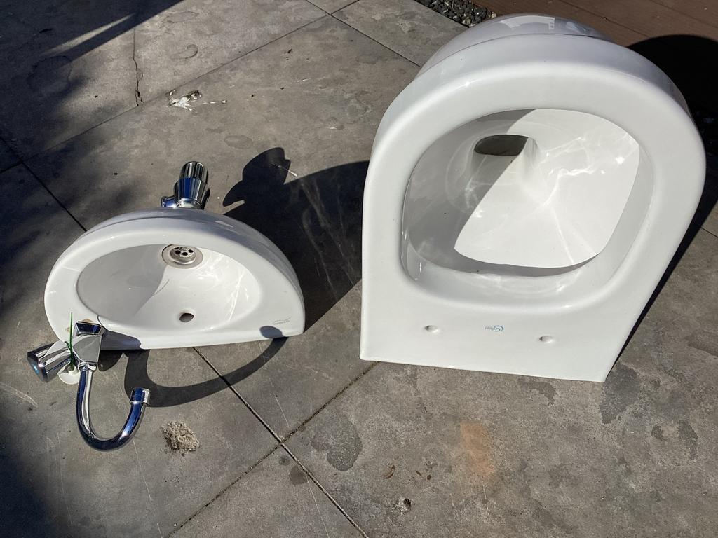 Wc pot met wasbakje, Ophalen, Gebruikt, Toilet