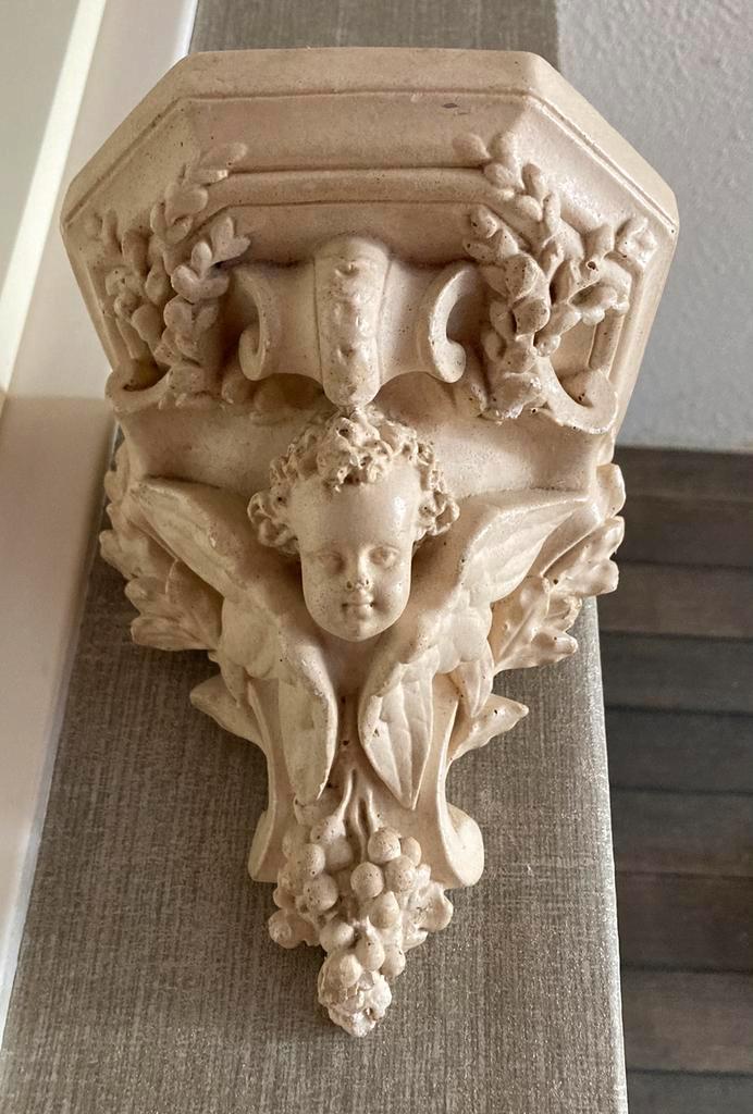 Antieke stenen wandconsole engel muurconsole wand console., Antiek en Kunst, Antiek | Religie, Ophalen of Verzenden