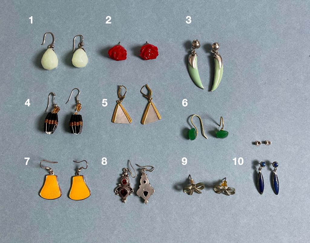 Oorbellen: strikjes, roosjes, agaat, zilver, parelmoer e.a., Gebruikt, Ophalen of Verzenden, Knopjes of Stekers, Zilver