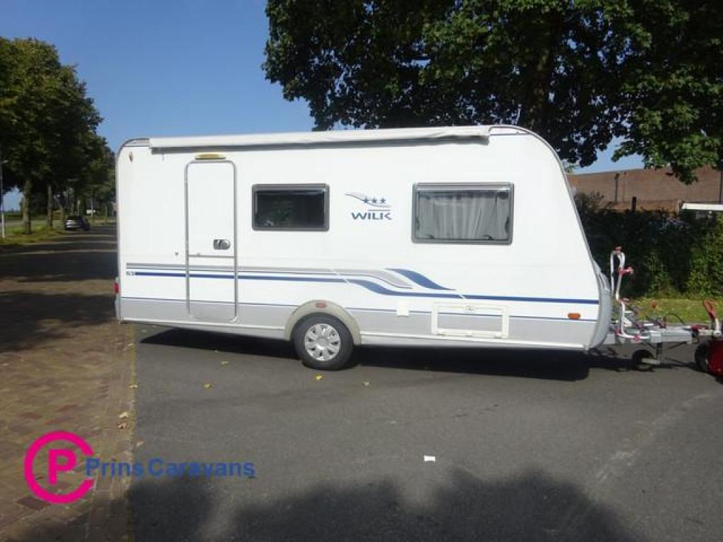 Wilk Blue star S3 450 Frans Bed TopStaat, Caravans en Kamperen, Caravans, Bedrijf, Schokbreker, Wilk, Tot en met 4