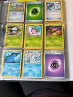 Diverse pokemon kaarten, Hobby en Vrije tijd, Verzamelkaartspellen | Pokémon, Ophalen of Verzenden, Zo goed als nieuw