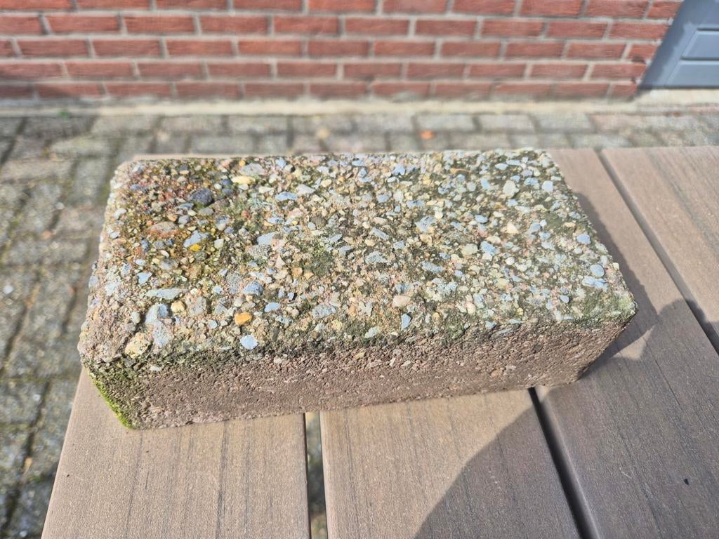 GEZOCHT 150 stenen, Ophalen