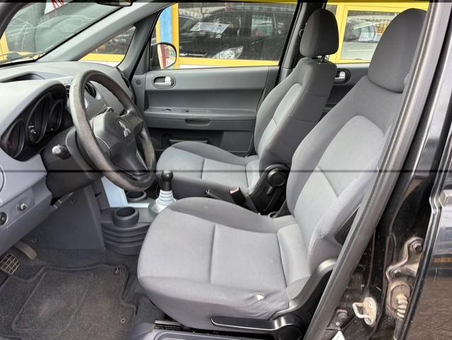 Mitsubishi Colt 1.3 Invite AUTOMAAT, Stof, Gebruikt, Origineel Nederlands, Bedrijf