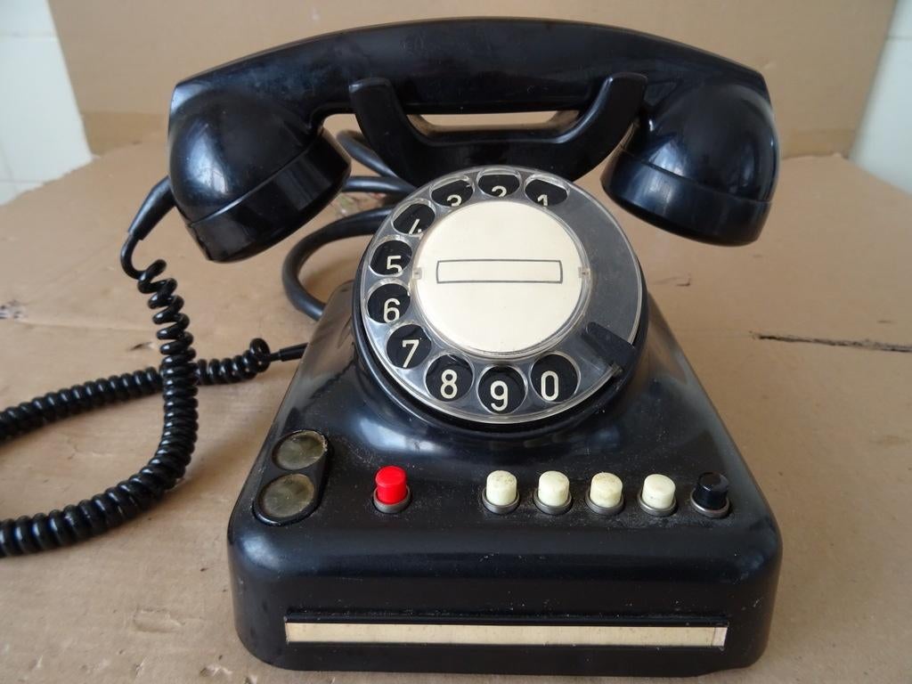 Vintage bakelieten telefoon bakeliet telefoon type 1950, Antiek en Kunst, Ophalen of Verzenden