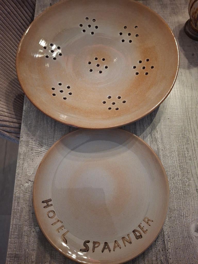 Prachtig bord met opvang bord eronder, Ophalen of Verzenden