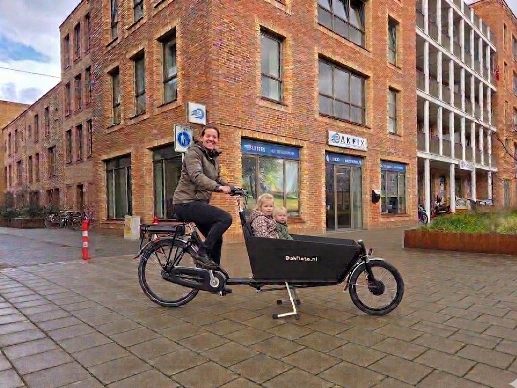 Cargo bike lang bakfiets met nieuwe accu en motor, Fietsen en Brommers, Fietsen | Bakfietsen, 4 kinderen of meer, Info@bakfiets.nl