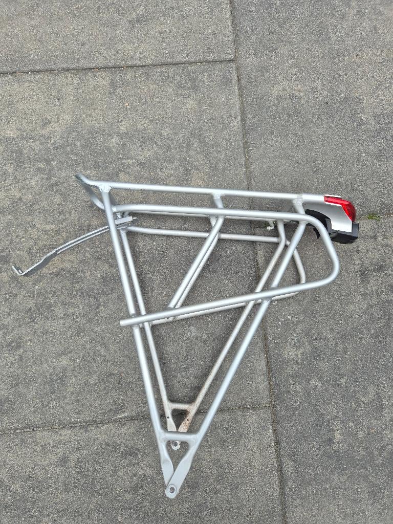 Aluminium 28 inch bagagedrager, Ophalen of Verzenden, Zo goed als nieuw