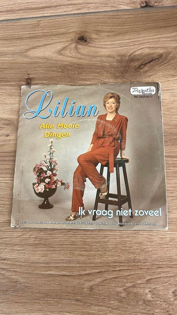 Lilian - alle mooie dingen, Ophalen of Verzenden, Zo goed als nieuw, Overige formaten, Levenslied of Smartlap
