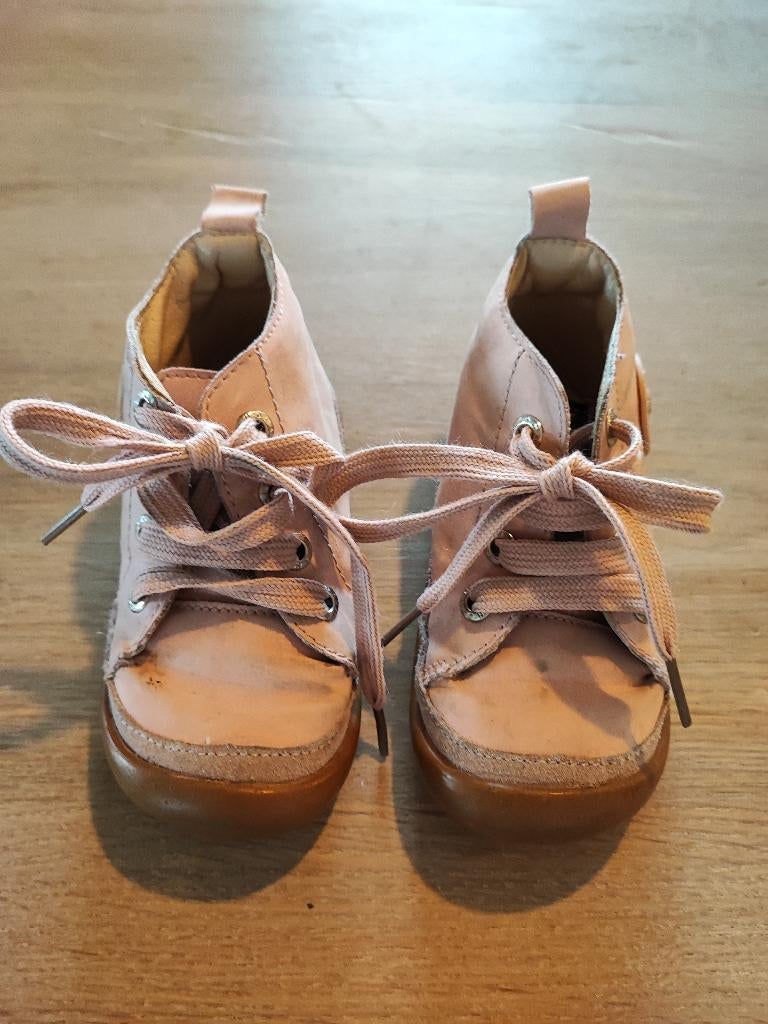 roze schoenen van shoes me, maat 23, Kinderen en Baby's, Kinderkleding | Schoenen en Sokken, Gebruikt, Meisje, Schoenen, Ophalen of Verzenden