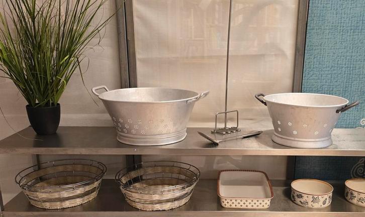 Zinken vergieten patat opvangbakken brocant plantenbakken, Antiek en Kunst, Curiosa en Brocante, Ophalen