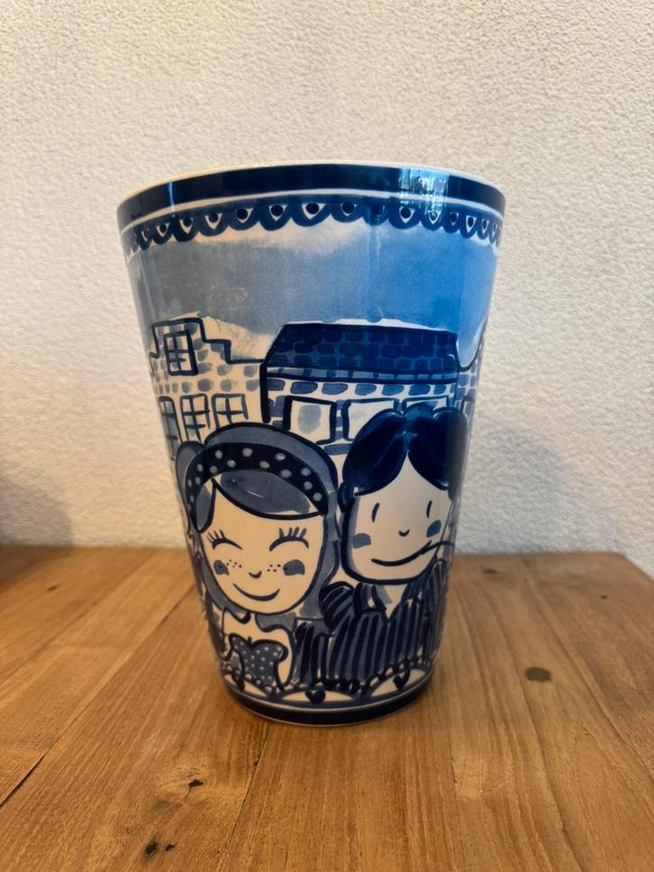 Blond Amsterdam | Grote vaas | Delfts blauw, Huis en Inrichting, Keuken | Servies, Nieuw, Overige typen, Blond Amsterdam, Aardewerk