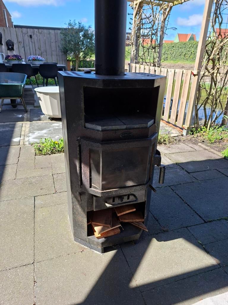 Opknapper houtkachel voor buiten met afvoerpijp, Ophalen of Verzenden