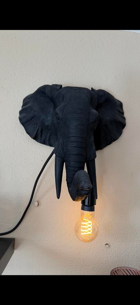 Mooie olifanten lamp - Wandlamp met uniek design, Ophalen of Verzenden, Zo goed als nieuw, Overige materialen