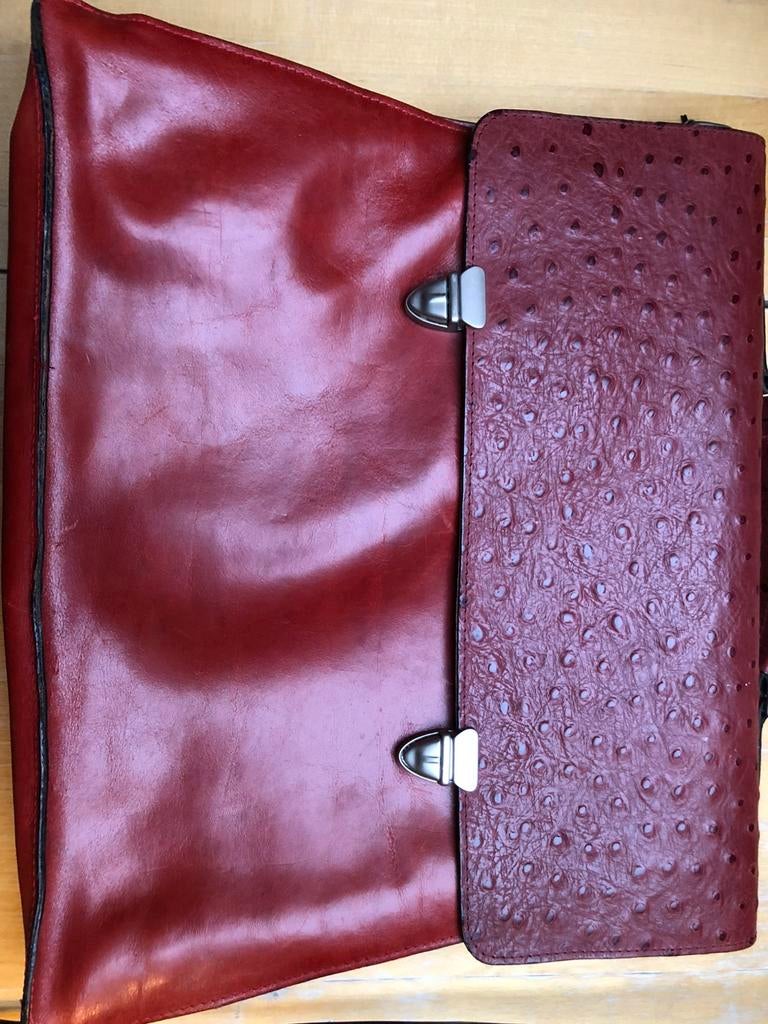 Te koop: leren akte tas, rood, afm., Ophalen of Verzenden, Zo goed als nieuw, Rood, Schoudertasje