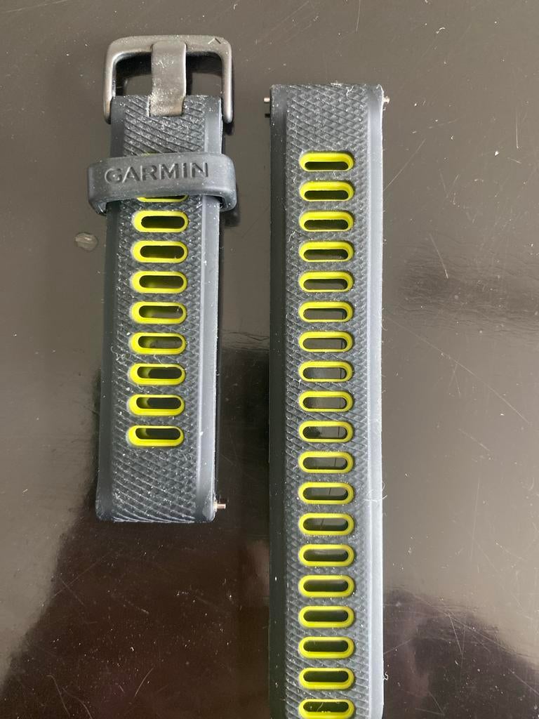 Garmin horlogebandje zwart/geel. NIEUW. 18mm, Ophalen of Verzenden, Waterdicht, Nieuw, Zwart