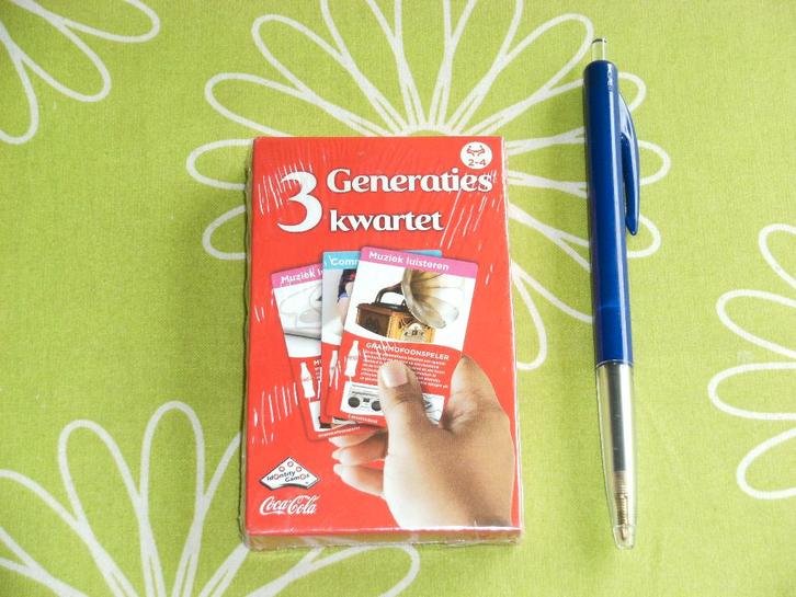 Nieuw in seal: Coca Cola 3 generaties kwartet, Verzamelen, Speelkaarten, Jokers en Kwartetten, Nieuw, Kwartet(ten), Ophalen of Verzenden