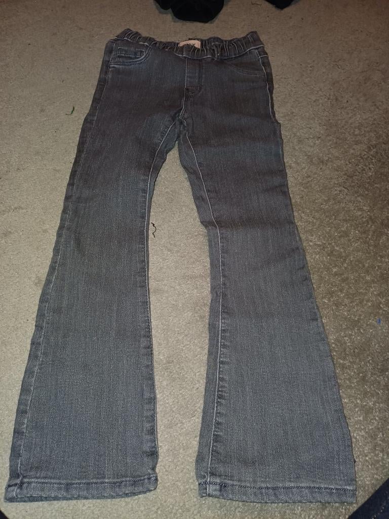 Grijze flared jeans van Only, maat 116, Kinderen en Baby's, Kinderkleding | Maat 116, Ophalen of Verzenden, Nieuw, Meisje, Broek