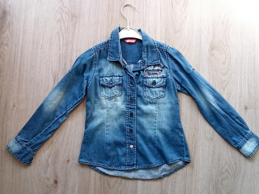 Leuke dunne spijkerblouse maat 110/116, Meisje, Overhemd of Blouse, Ophalen of Verzenden, Zo goed als nieuw