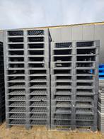 Kunststof pallets, Ophalen, Zo goed als nieuw, Kunststof