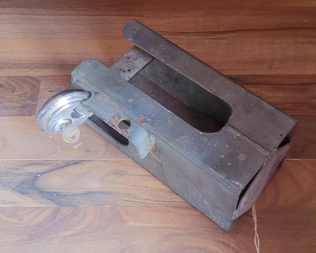 Aanhangerslot disselslot met nemef diskusslot, Ophalen of Verzenden