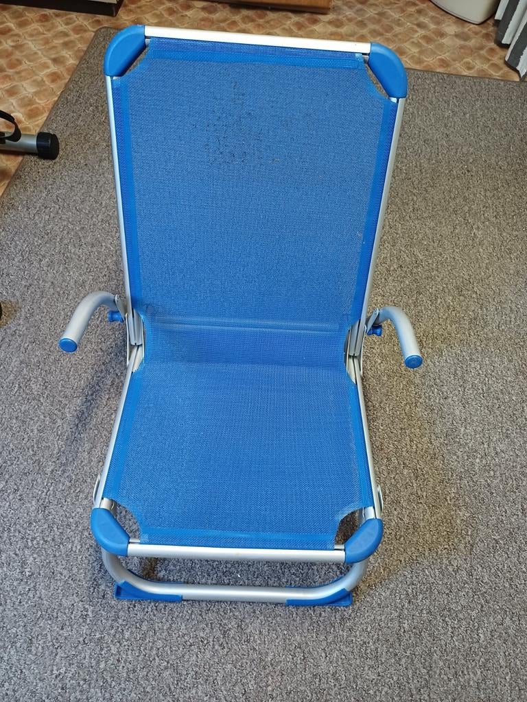Inklapbare luxe strandstoel kleur blauw, Ophalen of Verzenden, Zo goed als nieuw, Campingstoel