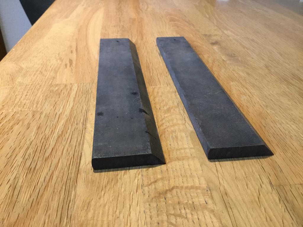 Te koop twee beitels voor steen hakker lengte 25 cm, Ophalen of Verzenden, Nieuw