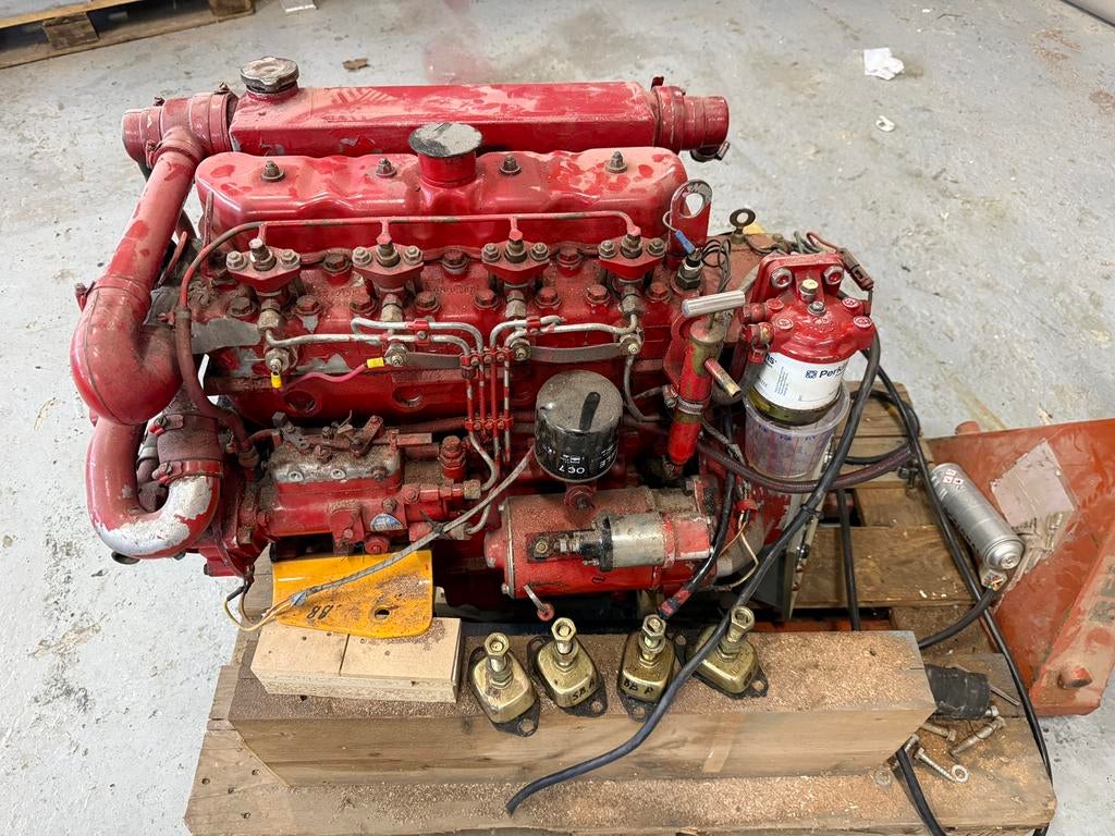 Peugeot indenor, Watersport en Boten, Buiten- en Binnenboordmotoren, Ophalen of Verzenden, Zo goed als nieuw, Diesel, 30 pk of meer
