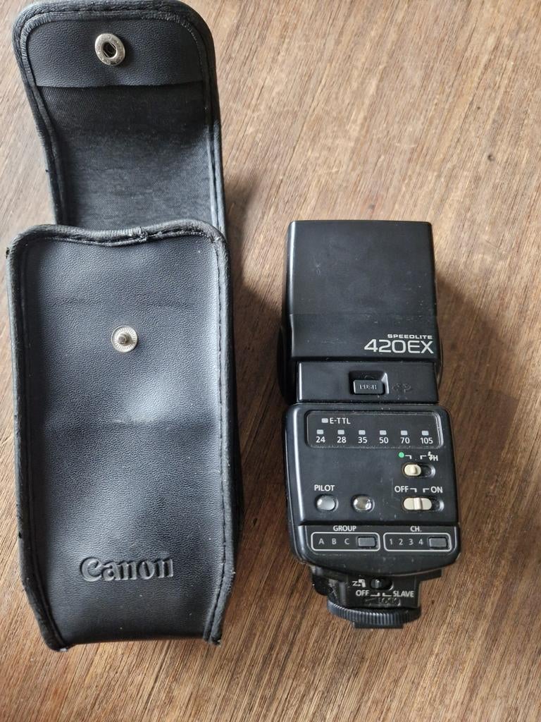Canon Speedlite 420EX flitser met hoesje, Ophalen of Verzenden, Gebruikt, Canon