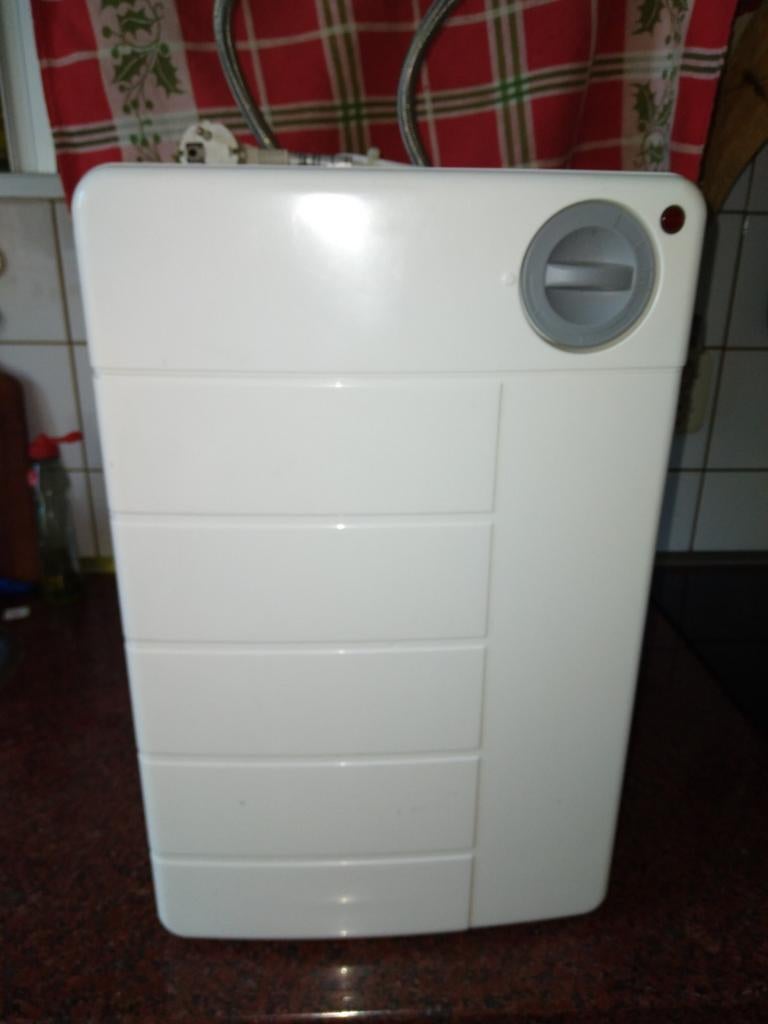 PLIEGER 10ltr. Boiler, Doe-het-zelf en Verbouw, Geisers en Boilers, Ophalen, Boiler, Minder dan 20 liter, Minder dan 3 jaar oud