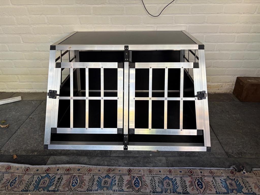 Autbench voor middelgrote honden, Dieren en Toebehoren, Hondenbenches, Ophalen, Zo goed als nieuw